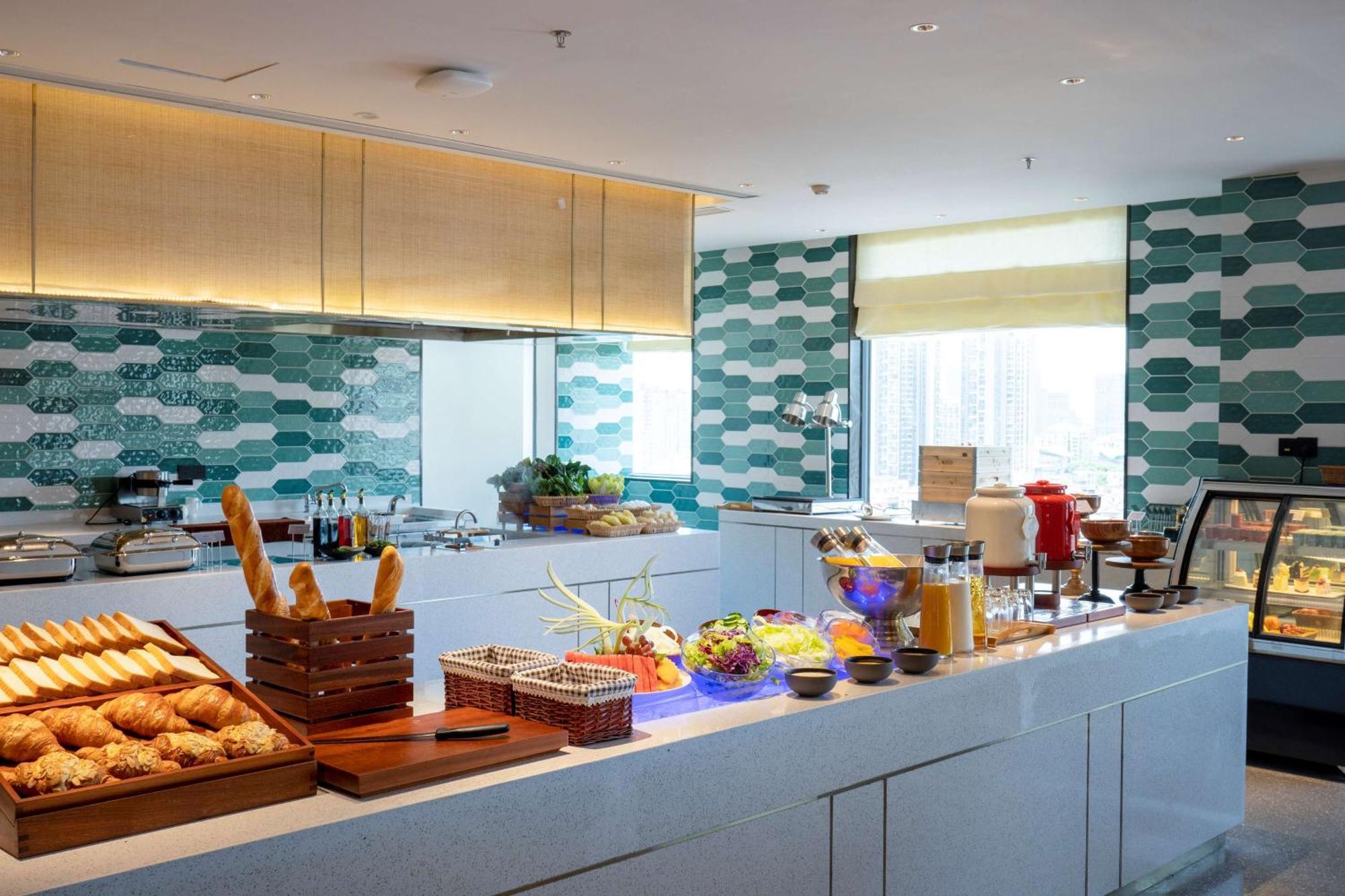 Hilton Garden Inn Shenzhen Nanshan Avenue Ngoại thất bức ảnh
